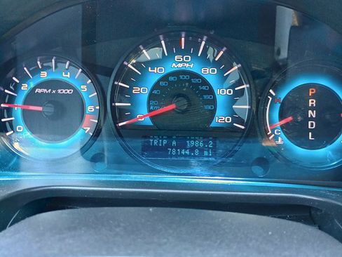 Used 2012 Ford Fusion SEL FWD image 10