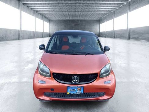 Used 2016 smart fortwo passion image 1