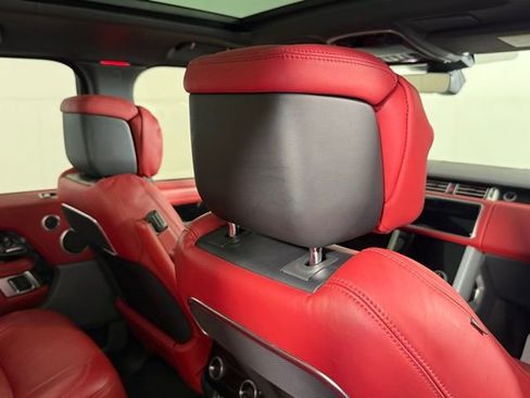 Used 2021 Land Rover Range Rover Autobiography image 27