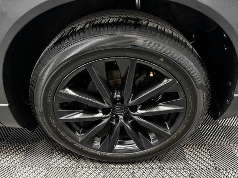 Used 2017 MAZDA CX-9 Signature image 18