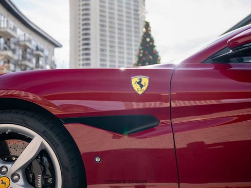 Used 2019 Ferrari Portofino image 68