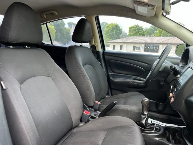 Used 2019 Nissan Versa S FWD image 21