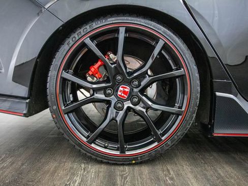 Used 2019 Honda Civic Type R image 41