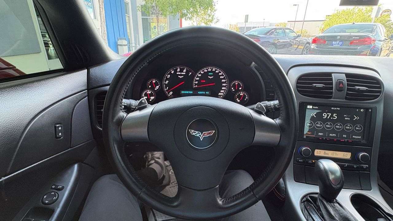 Used 2007 Chevrolet Corvette Coupe RWD image 23