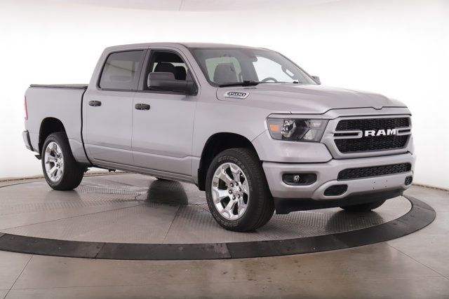 Used 2024 RAM 1500 Tradesman AWD/4WD image 2