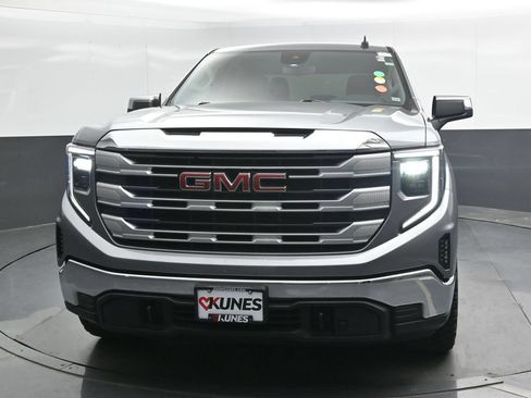 Used 2023 GMC Sierra 1500 SLE AWD/4WD image 7