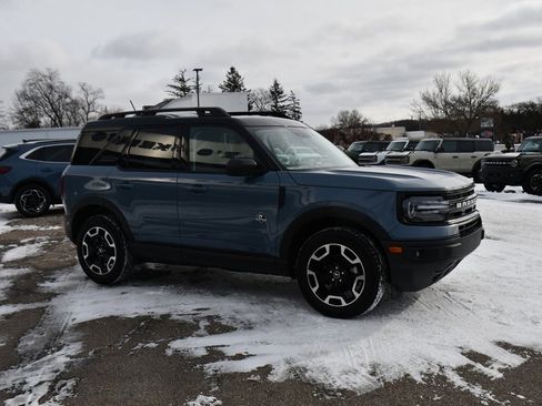 Used 2024 Ford Bronco Sport Outer Banks image 8