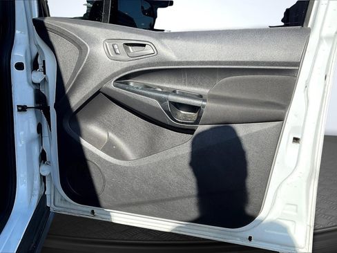 Used 2017 Ford Transit Connect XL image 24