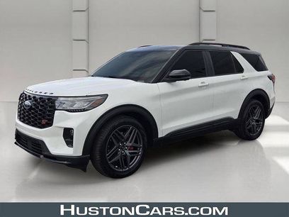 Used 2025 Ford Explorer ST