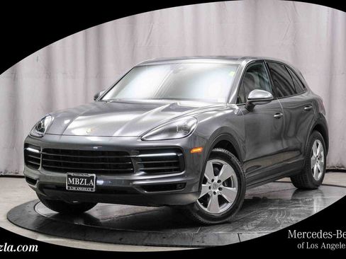 Used 2020 Porsche Cayenne image 1