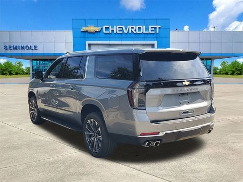 New 2026 Chevrolet Suburban High Country w/ Sun And Tow Package AWD/4WD image 3