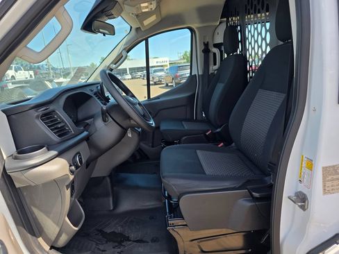 Used 2025 Ford Transit 250 Low Roof w/ Exterior Upgrade Package RWD image 4