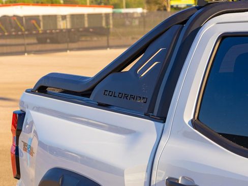 New 2025 Chevrolet Colorado Trail Boss w/ Midnight Edition image 4