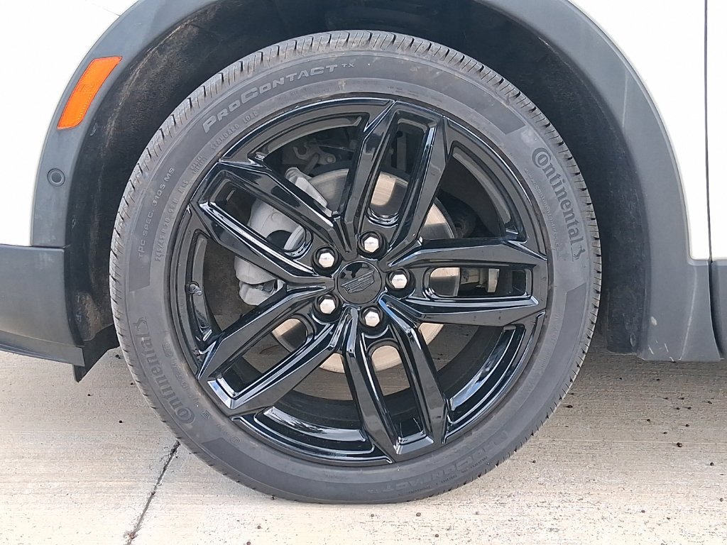 Used 2023 Cadillac XT4 Sport w/ Enhanced Visibility Package FWD image 25