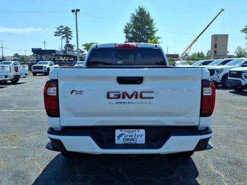 New 2026 GMC Canyon Elevation w/ Convenience Package RWD image 4