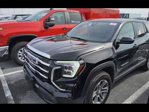 Used 2025 GMC Terrain Elevation image 1