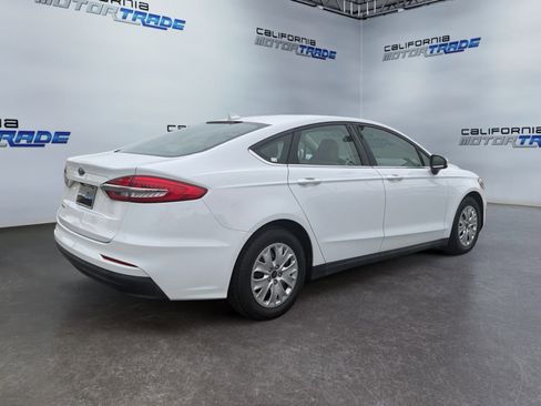 Used 2020 Ford Fusion S image 5