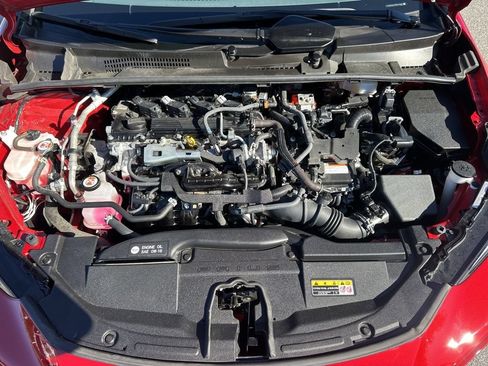 Used 2024 Toyota Prius LE FWD image 30