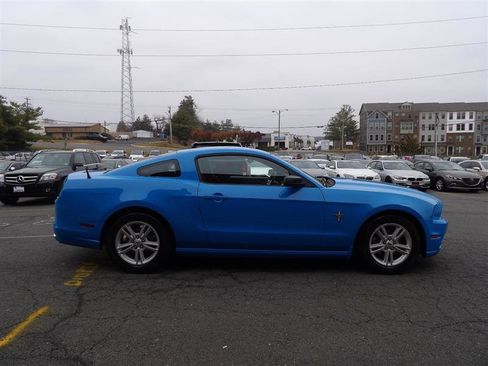 Used 2013 Ford Mustang Coupe image 8