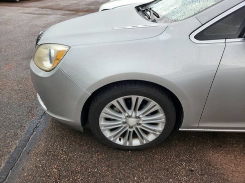 Used 2014 Buick Verano FWD image 13