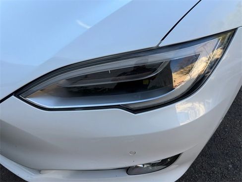 Used 2016 Tesla Model S P90D image 28