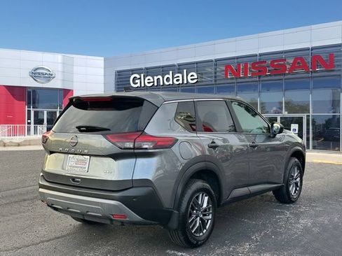 Used 2023 Nissan Rogue S AWD/4WD image 4