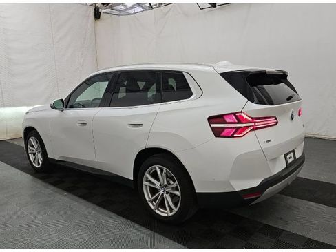 Used 2025 BMW X3 xDrive30i AWD/4WD image 4