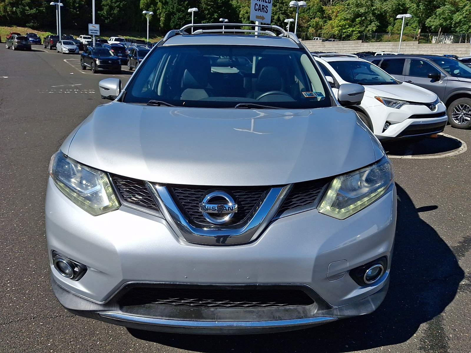 Used 2016 Nissan Rogue SL w/ SL Premium Package AWD/4WD image 2