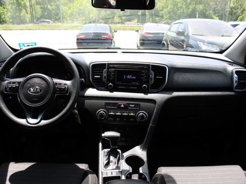 Used 2017 Kia Sportage LX w/ LX Popular Package FWD image 32