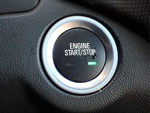 Used 2023 Chevrolet Equinox RS image 24