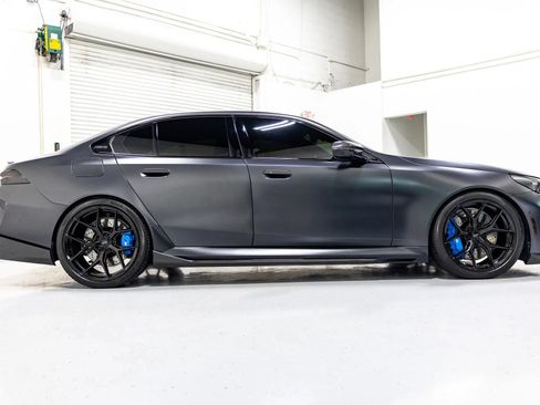 Used 2026 BMW M5 w/ Carbon Package AWD/4WD image 28