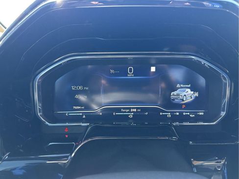 Used 2022 Chevrolet Silverado 1500 High Country image 19