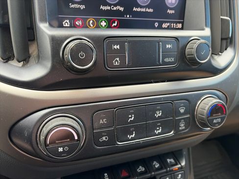 Used 2020 Chevrolet Colorado Z71 AWD/4WD image 21