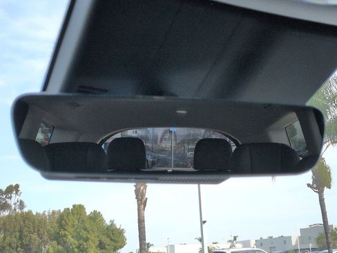 Used 2026 Hyundai Ioniq 9 Limited image 27