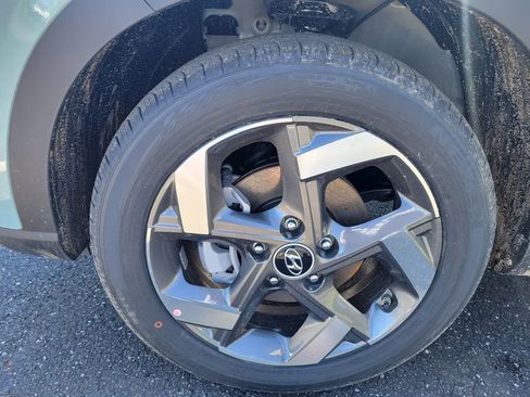 New 2025 Hyundai Venue SEL image 10