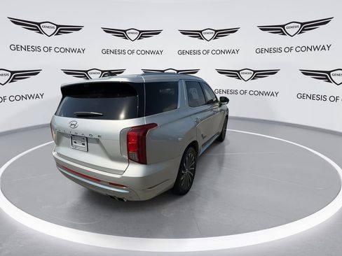 Used 2024 Hyundai Palisade Calligraphy FWD image 8