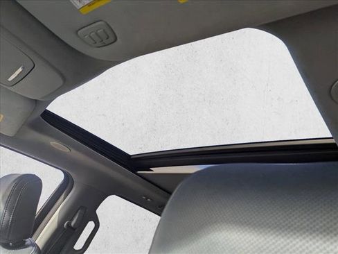 Used 2022 Ford F150 Limited image 16