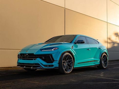Used 2024 Lamborghini Urus S AWD/4WD image 7