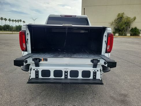 Used 2021 GMC Sierra 1500 AT4 w/ Driver Alert Package II AWD/4WD image 7