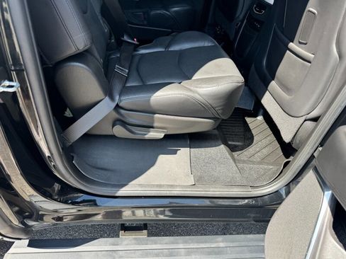 Used 2020 Cadillac Escalade ESV Premium Luxury image 56