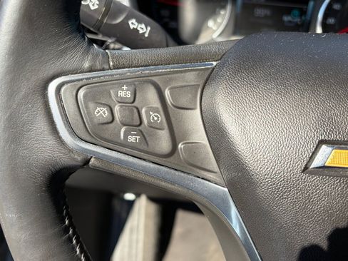 Used 2018 Chevrolet Equinox LT w/ Sun & Infotainment Package image 21