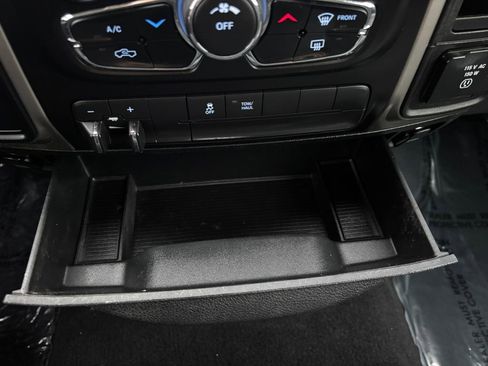 Used 2018 RAM 2500 SLT w/ Popular Equipment Group image 29