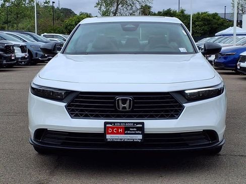 New 2025 Honda Accord SE image 2