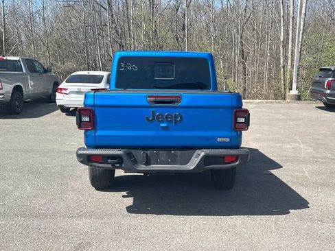 Used 2023 Jeep Gladiator Overland w/ LED Lighting Group image 5