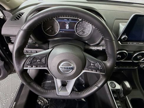 Used 2021 Nissan Sentra SV image 19