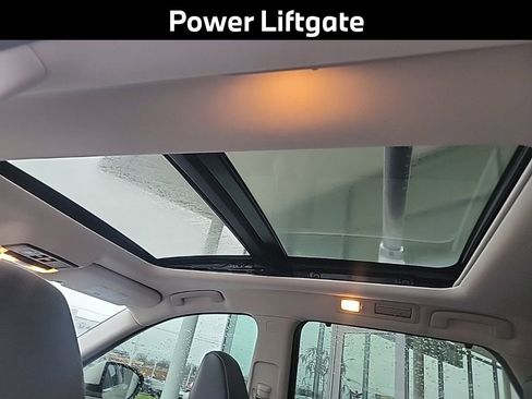 Used 2022 Nissan Pathfinder SL w/ SL Premium Package image 12