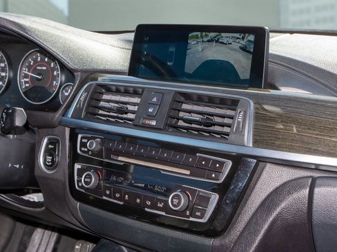 Used 2018 BMW 430i Convertible image 22