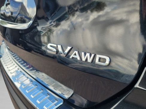 Used 2017 Nissan Rogue SV w/ SV Premium Package image 33