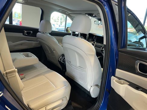 Used 2023 Kia Sorento S w/ Panoramic Sunroof Package FWD image 20