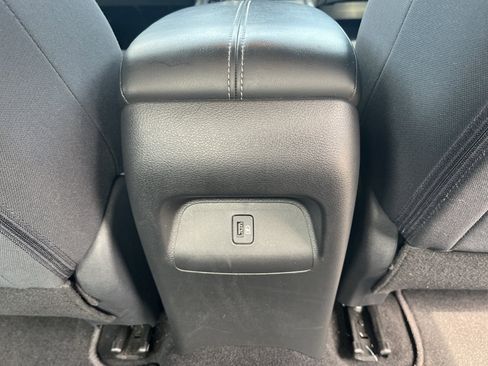 Used 2021 Nissan Sentra SV FWD image 34